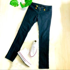 Hip Hugging Low Rise Wide Waist Large Buttons Stretch Skinny Dark Wash Jeans, 7